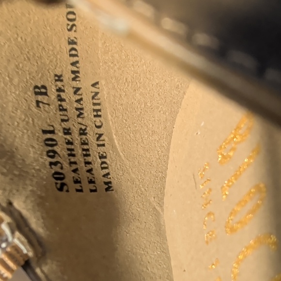 BLOCH Ladies Split Flex Leather Character T Strap Shoes Tan New Size 7 S0390L - Picture 12 of 12